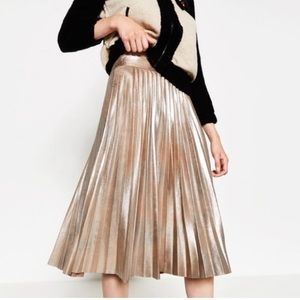 Zara Metallic Pleated Midi Skirt - Gold